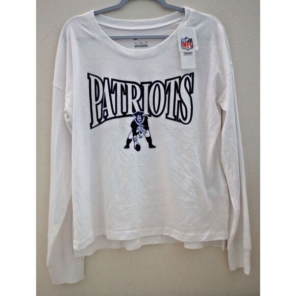 NFL Team Apparel 047-21-7785 Women’s Sz Large White Patriots Long Sleeve T-Shirt - Picture 1 of 7